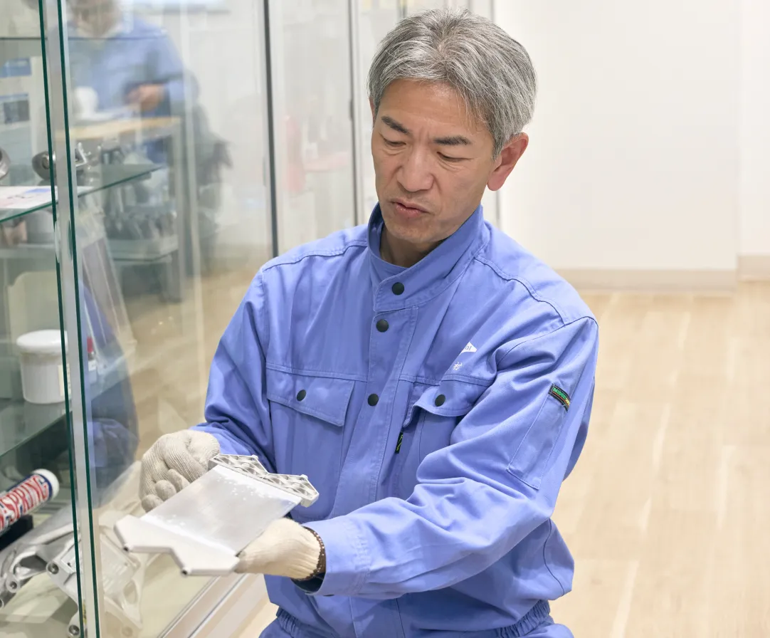 見えない工程と、数え切れない試作を経て